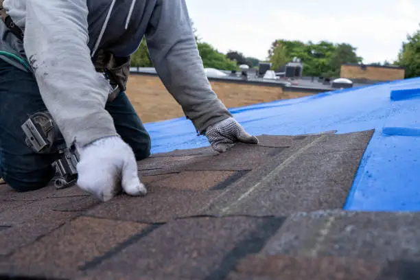 When Should a Roof Be Replaced?